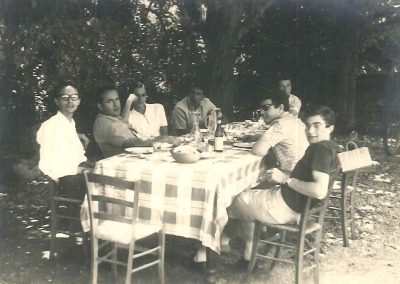 Pranzo nel giardino del "Centro di relazioni umane" di Cividale