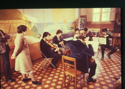 OSSERVANZA -con gli allievi della Filarmonica dell'Aquila e pittura muraria di Luca Bramanti